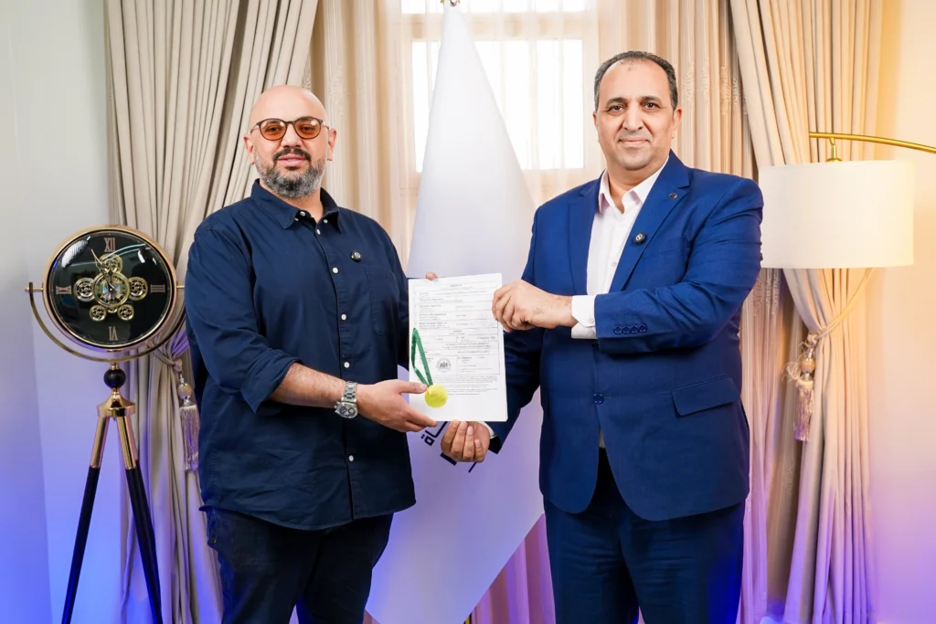 الأستاذ مهدي